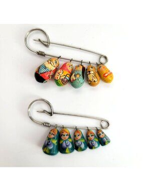 Vintage Russian Nesting Dolls Pins Brooches Multi-color Families CT501